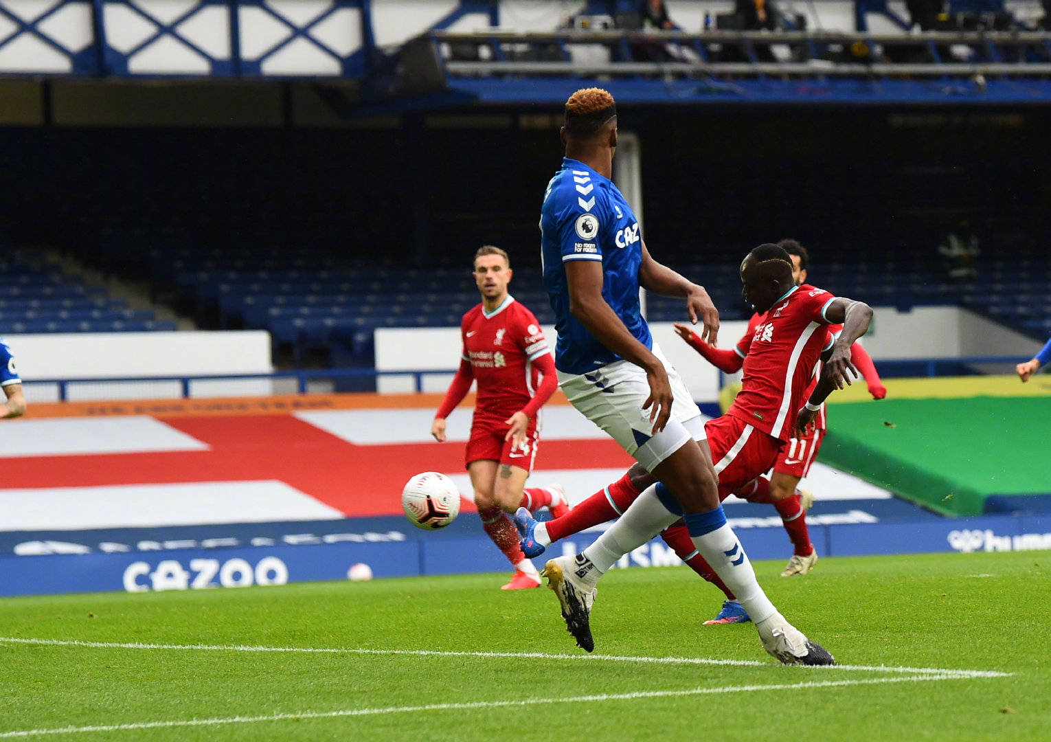 推上风口浪 推上风口浪